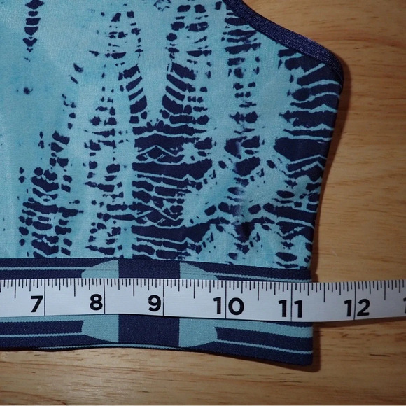 Under Armour ColdGear Sports Br, Fitted, Unpadded, Racerback Sports Bra sz XS/S - Picture 6 of 8